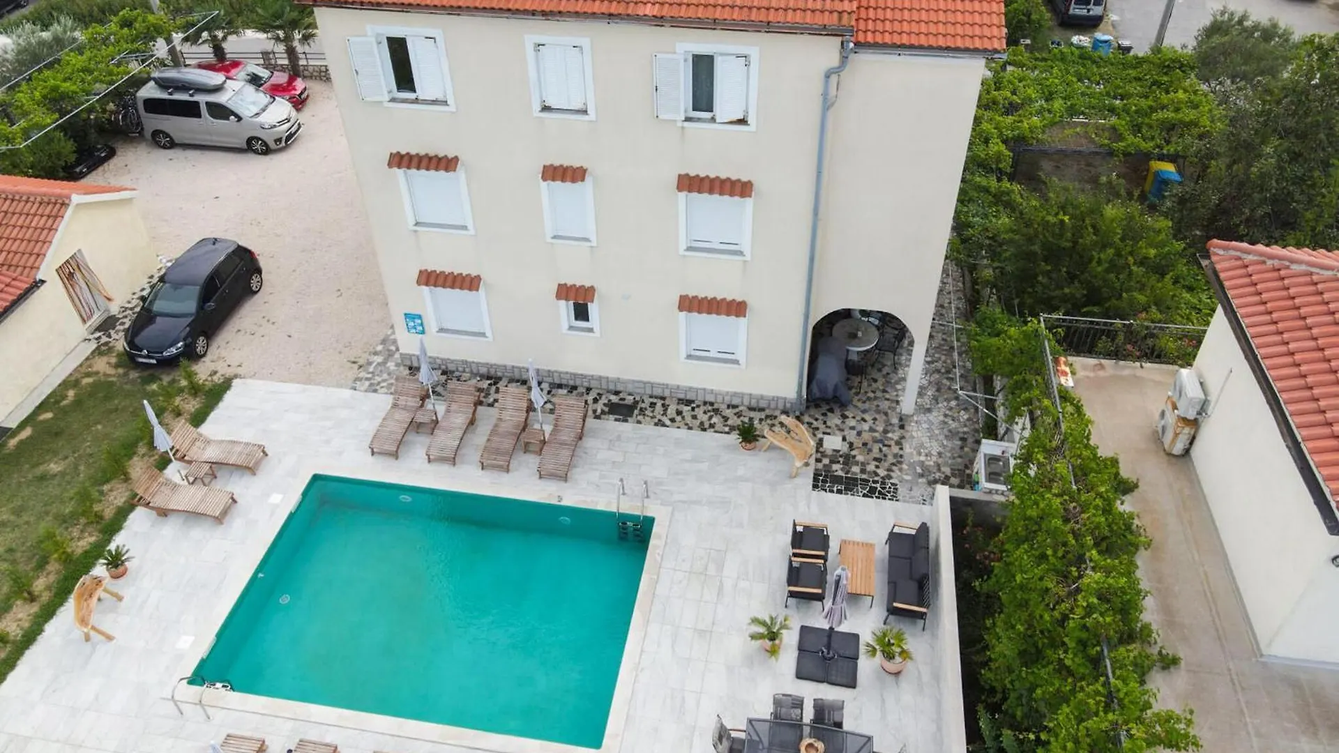 Gorgeous Apartment In Lopar 0*,