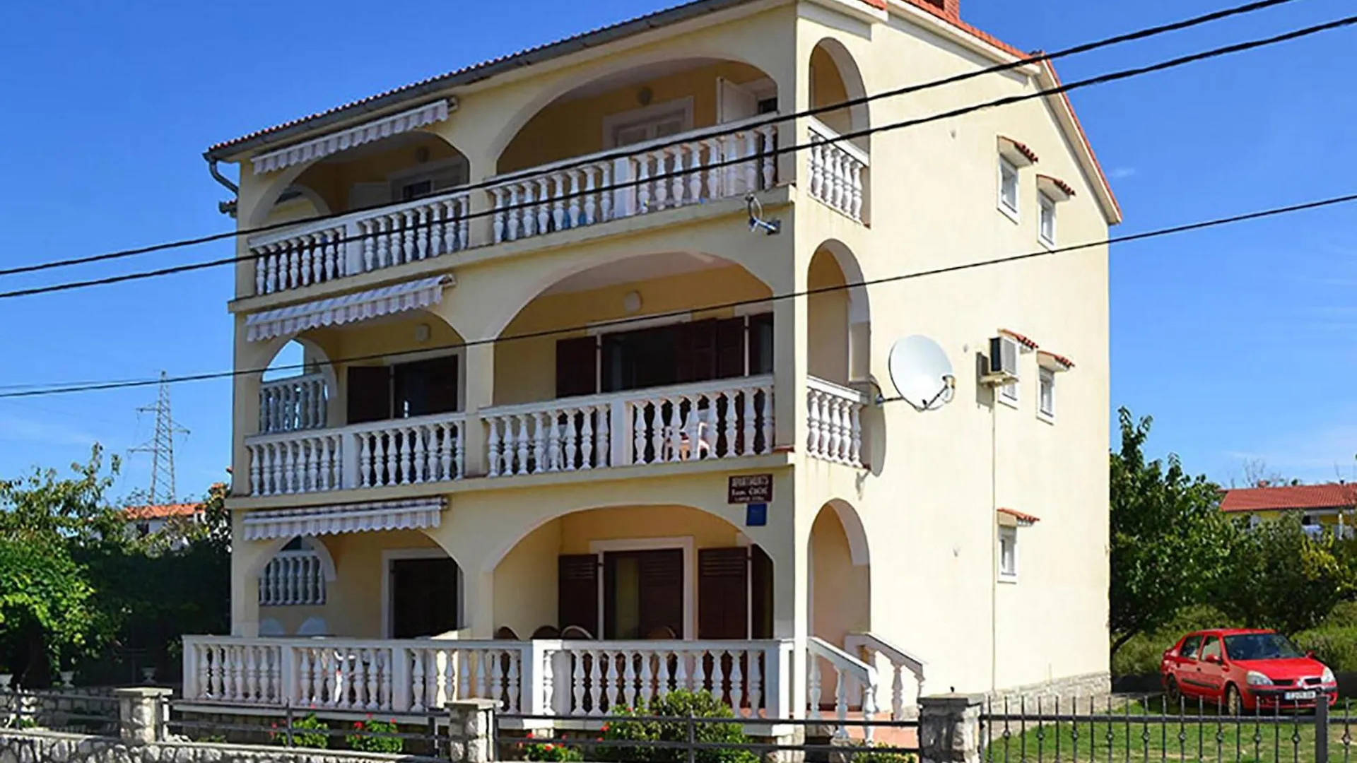 Gorgeous Apartment In Lopar